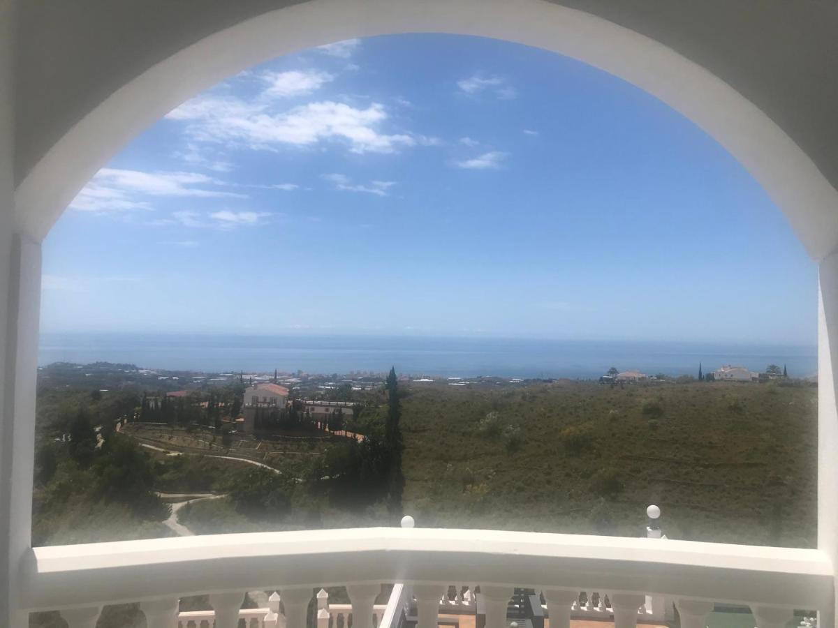 Villa Pura Vida Andalusien Algarrobo Exteriér fotografie